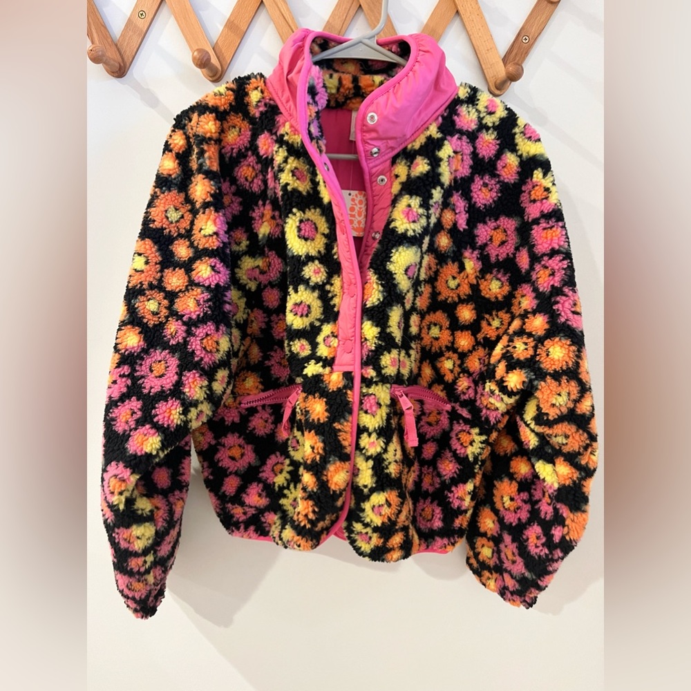 Free People Movement 
Hit The Slopes Printed Fleece Jacket
Pink Daisy Floral